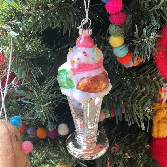 Blown Glass Ornament Ice Cream Sundae Parfait - Picture 7 of 7